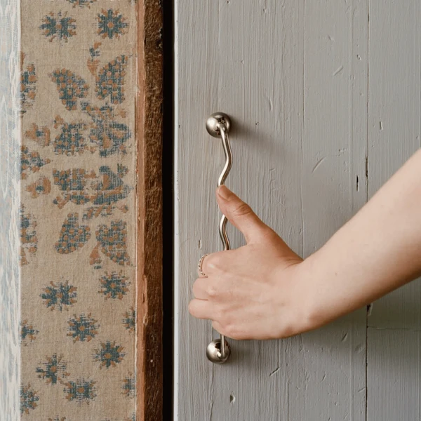 Svampa Sculptural Solid Brass Cabinet Handle