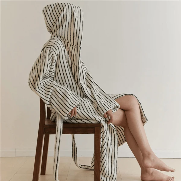 Varme Organic Cotton Jacquard Stripe Bathrobe
