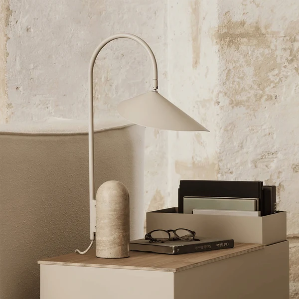 Solvei Deense Minimalistische Boog Tafellamp Marmer