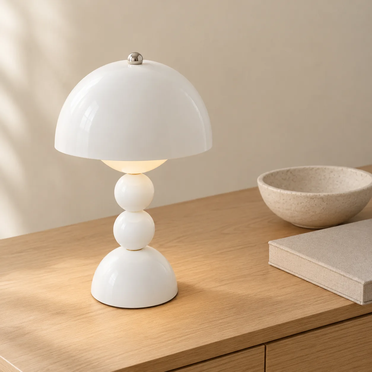 Lysa Nordic LED-Tischleuchte mit 3 Leuchtmodi