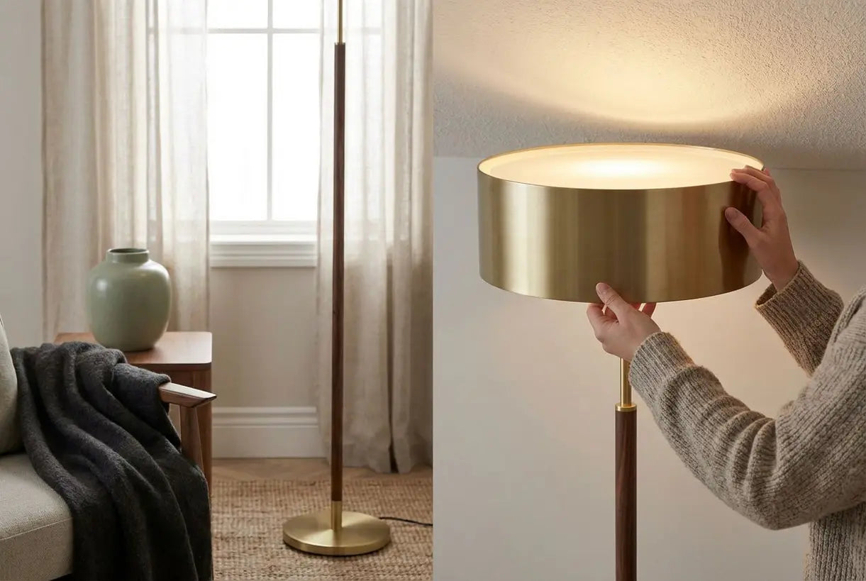 Handen die een moderne torchiere vloerlampenkap aanpassen en een uplight-ontwerp demonstreren