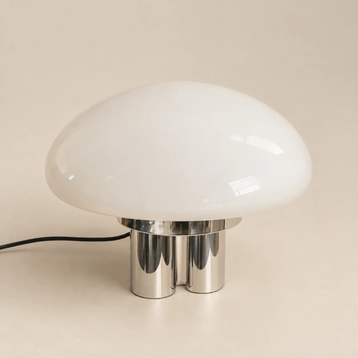 Valbo Melkwitte Bauhaus Tafellamp Retro LED