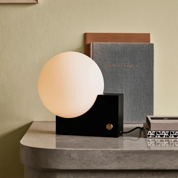 Frosta Milchglas Dimmbare Nordische Schreibtischlampe